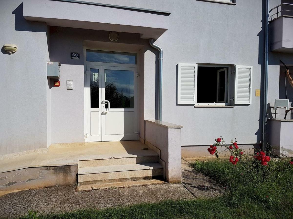 Apartment Vitalia 2+2 Пореч Екстер'єр фото